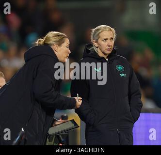 8 avril 2025 ; Tallaght Stadium, Dublin, Irlande : Women Nations League International Football, République d'Irlande contre Grèce ; Carla Ward Ireland manager Banque D'Images