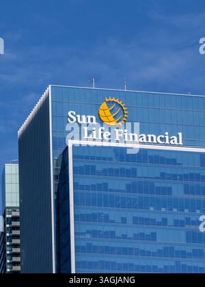 Toronto, Canada - 19 juin 2018 : immeuble du siège social de la financière Sun Life à Toronto, Canada Banque D'Images