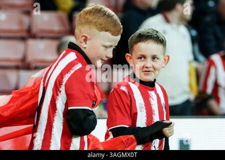 Sheffield, Royaume-Uni. 08 avril 2025. Bramall Lane, Sheffield, Angleterre, 8 avril 2025 : mascottes avant le match EFL Sky Bet Championship entre Sheffield United et Millwall à Bramall Lane à Sheffield, Angleterre, le 8 avril 2025. (Sean Chandler/SPP) crédit : photo de presse sportive SPP. /Alamy Live News Banque D'Images