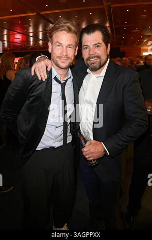 Frederic Heidorn und Daniel Fehlow BEI der Verleihung des 31. B.Z. Kulturpreises 2025 im Theater am Potsdamer Platz. Berlin, 08.04.2025 *** Frederic Heidorn et Daniel Fehlow lors de la cérémonie de remise des prix du B Z Kulturpreis 2025 31 au Theater am Potsdamer Platz Berlin, 08 04 2025 Foto :XF.xKernx/xFuturexImagex kulturpreis 5716 Banque D'Images