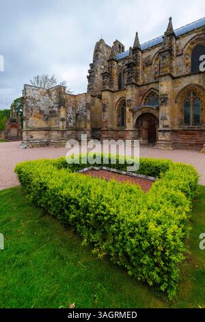 Vue sur l'ancienne chapelle de Rosslyn. Roslin à Midlothian, Écosse, Royaume-Uni, Europe. Banque D'Images