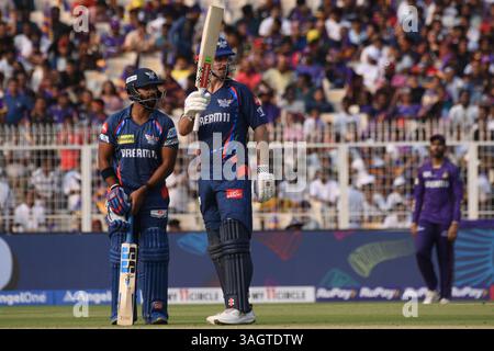Kolkata, Inde. 08 avril 2025. Mitchell Marsh de Lucknow Super Giants célèbre après avoir marqué cinquante points lors du match de cricket de l'Indian premier League (IPL) 2025 entre Kolkata Knight Riders et Lucknow Super Giants, à Eden Gardens, à Kolkata, au Bengale occidental, mardi, 8 avril 2025. Photo de Debajyoti Chakraborty. (Photo : Debajyoti Chakraborty/News images) à Kolkata, Inde le 4/8/2025. (Photo de Debajyoti Chakraborty/News images/Sipa USA) crédit : Sipa USA/Alamy Live News Banque D'Images
