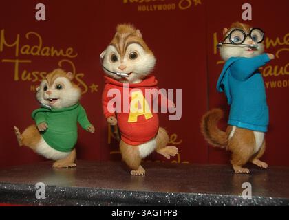 Dec. 24, 2009 - Hollywood, Californie, États-Unis - les figurines de cire d'Alvin & The Chipmunks dévoilées à Madame Tussauds Hollywood à Hollywood, CA 12-23-2009 2009........ ALVIN ET LES CHIPMUNKS. K62949SK (crédit image : © Scott Kirkland/Globe photos/ZUMApress.com) Banque D'Images