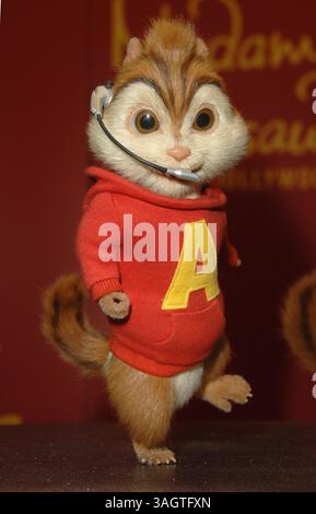 Dec. 24, 2009 - Hollywood, Californie, États-Unis - les figurines de cire d'Alvin & The Chipmunks dévoilées à Madame Tussauds Hollywood à Hollywood, CA 12-23-2009 2009........ ALVIN. K62949SK (crédit image : © Scott Kirkland/Globe photos/ZUMApress.com) Banque D'Images