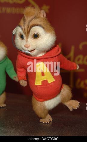 Dec. 24, 2009 - Hollywood, Californie, États-Unis - les figurines de cire d'Alvin & The Chipmunks dévoilées à Madame Tussauds Hollywood à Hollywood, CA 12-23-2009 2009........ ALVIN. K62949SK (crédit image : © Scott Kirkland/Globe photos/ZUMApress.com) Banque D'Images