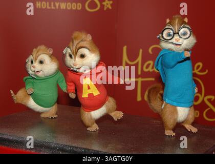 Dec. 24, 2009 - Hollywood, Californie, États-Unis - les figurines de cire d'Alvin & The Chipmunks dévoilées à Madame Tussauds Hollywood à Hollywood, CA 12-23-2009 2009........ ALVIN ET LES CHIPMUNKS. K62949SK (crédit image : © Scott Kirkland/Globe photos/ZUMApress.com) Banque D'Images