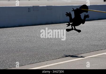 24 octobre 2009 : un panneau de fosse est accroché sur la route des fosses avant le départ du Kroger on Track for the Cure 250 au Memphis Motorsports Park. (Crédit image : © ASP/Cal Sport Media/ZUMA Press) Banque D'Images