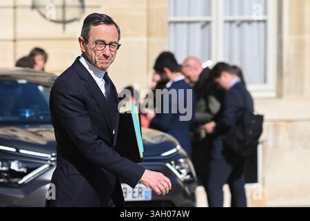 Paris, France. 09th Apr, 2025. Le ministre de l'intérieur Bruno Retailleau quitte le Conseil des ministres le 9 avril 2025 - 09/04/2025 - France/Ile-de-France (région)/Paris - Julien Mattia/le Pictorium crédit : LE PICTORIUM/Alamy Live News Banque D'Images