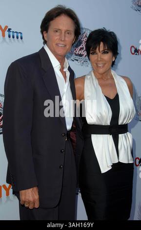 Aces & Angels Celebrity Poker Tournament au Playboy Mansion à Holmby Hills, CA 07-11-2009 photo par James Diddick Globe photos @ 2009 BRUCE JENNER ET KRIS JENNER K62572JDI Banque D'Images