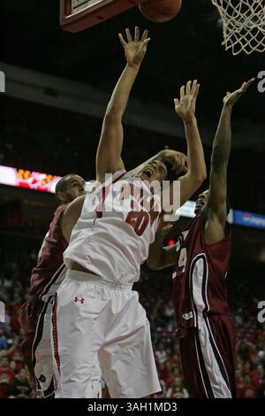 4 novembre 2009 : Jordan Williams #20 lors du match d'exposition University of Maryland Terrapins 75-54 remporte la victoire sur les Crimson Hawks de l'Indiana University of Pennsylvania au Comcast Center de College Park, Maryland. (Crédit image : © Mitch Stringer/Cal Sport Media/ZUMA Press) Banque D'Images