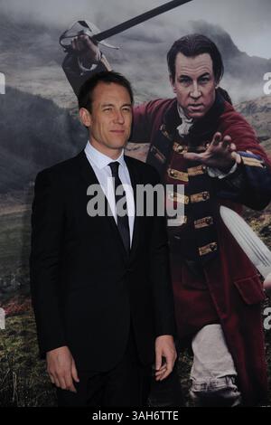 1er avril 2015 - New York, NY, États-Unis - 1er avril 2015 New York City..Tobias Menzies assiste à la série STARZ original â€œDroughtlanderâ€ célébration de â€œThe Reckoningâ€ lors d'une première projection spéciale de â€œOutlanderâ€ au Ziegfeld Theater le 1er avril 2015 à New York City (crédit image : © Kristin Callahan - Ace Pictures/Ace Pictures/ZUMA Wire) Banque D'Images
