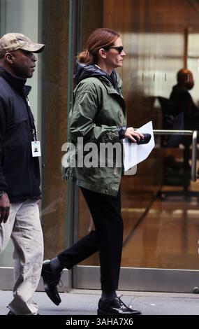 22 avril 2015 - New York City, NY, USA - L'actrice Julia Roberts était sur le tournage du nouveau film "Monster d'argent" le 22 avril 2015 à New York (crédit image : © Zelig Shaul/Ace Pictures/ZUMA Wire) Banque D'Images