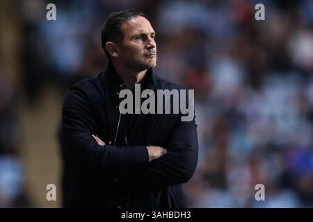 Coventry, Royaume-Uni. 09th Apr, 2025. Frank Lampard manager de Coventry City lors du match du Sky Bet Championship Coventry City vs Portsmouth au Coventry Building Society Arena, Coventry, Royaume-Uni, le 9 avril 2025 (photo de Gareth Evans/News images) à Coventry, Royaume-Uni, le 9/9/2025. (Photo de Gareth Evans/News images/SIPA USA) crédit : SIPA USA/Alamy Live News Banque D'Images