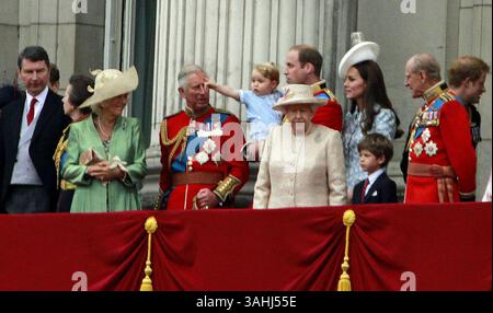 13 juin 2015 - Londres, Angleterre - la famille royale pendant le défilé officiel de l'anniversaire de la Reine le 13 juin 2015 à Londres (crédit image : © Famous/Ace Pictures/ZUMA Wire) Banque D'Images