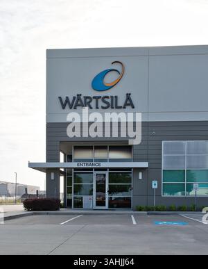 Houston, Texas USA 04-07-2024 : extérieur de l'immeuble de bureaux d'affaires de la société Wartsila. Banque D'Images