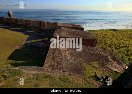 Porto Rico Island, 04-15-2016. Vue sur la mer Atlantique, depuis le château de San Cristobal. Photo par : Jose Bula U. Banque D'Images