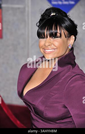 3 mars 2008 - Los Angeles, CA, États-Unis - 3 mars 2008 - Los Angeles, CA - Raven-Symone - première de College Road Trip au El Capitan Theatre, Hollywood..crédit photo : Jaguar/AdMedia Banque D'Images