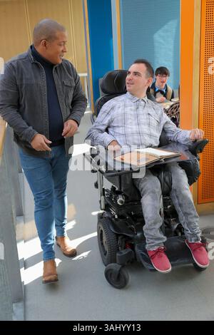 Enseignants et étudiants handicapés à l'université Banque D'Images