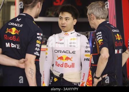 IWASA Ayumu (jpn), Red Bull Racing RB21, portrait, lors du Grand Prix de formule 1 du Golfe de Bahreïn 2025, 4ème manche du Championnat du monde FIA de formule 1 2025 du 11 au 13 avril 2025 sur le circuit international de Bahreïn, à Sakhir, Bahreïn Banque D'Images