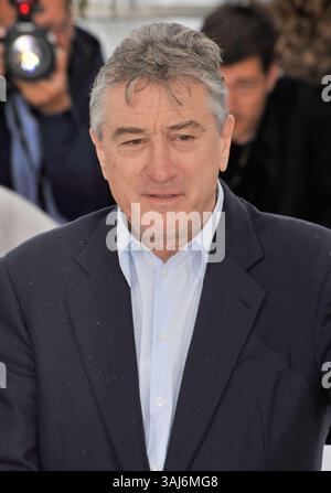 25 mai 2008 - Cannes, États-Unis - 25 mai 2008 - Cannes, France - Robert de Niro. ''que vient-il de se passer ?'' Photocall au 61e Festival International du film de Cannes. Crédit photo : Jaguar/AdMedia Banque D'Images