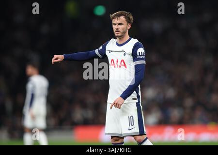 LONDRES, Royaume-Uni - 10 avril 2025 : James Maddison de Tottenham Hotspur lors du match de quart de finale de l'UEFA Europa League entre Tottenham Hotspur et l'Eintracht Frankfurt au Tottenham Hotspur Stadium (crédit : Craig Mercer/ Alamy Live News) Banque D'Images