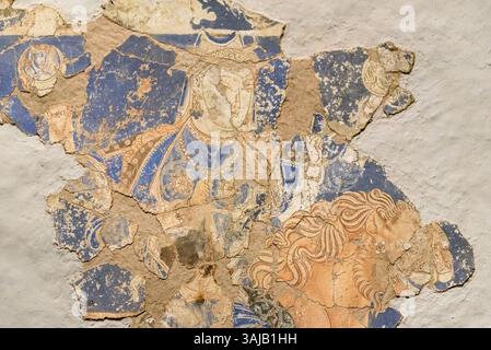 Cette peinture murale Bunjikat, datant du VIIIe au IXe siècle de notre ère, représente la déesse Nana. La murale est un exemple important de l'art religieux et culturel d'Asie centrale du début de la période médiévale. Banque D'Images