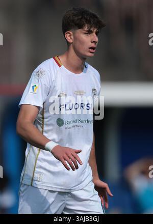 Milan, Italie. 9 avril 2025. Nicola Pintus de Cagliari Calcio lors du match Coppa Italia à l'Arena Civica Gianni Brera, Milan. Le crédit photo devrait se lire : Jonathan Moscrop/Sportimage crédit : Sportimage Ltd/Alamy Live News Banque D'Images