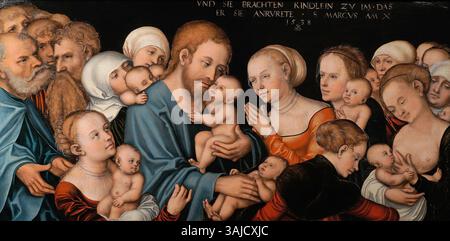 La peinture de Lucas Cranach l'ancien de 1538 'Christus segnet die Kinder' (Christ bénissant les enfants) est une œuvre d'art religieuse représentant Christ bénissant les enfants. Il s'agit d'une peinture sur panneau de la période Renaissance, logée dans une collection privée. Banque D'Images