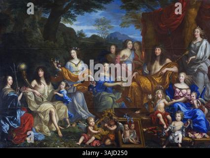 Le tableau de 1670 de Jean Nocret, Louis XIV et la famille royale, dépeint le roi Louis XIV comme Apollon, entouré de sa famille royale dans des rôles mythologiques. Les personnages incluent Marie-Thérèse d'Espagne comme Junon, le Grand-Dauphin comme Hymen, et d'autres comme divinités mythologiques, symbolisant le pouvoir royal et la connexion divine. Banque D'Images