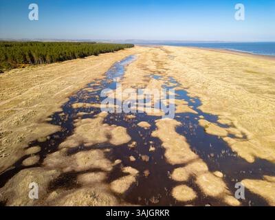 Vue aérienne depuis le drone de la réserve naturelle nationale de Tentsmuir dans le nord-est de Fife, Écosse, Royaume-Uni Banque D'Images