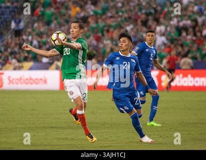 9 juillet 2017 - San Diego, Californie, U. S - Jesus Duenas #20 du Mexique arrête un ballon lors de leur match de Gold Cup avec El Salvador au Qualcomm Stadium de San Diego, Californie, dimanche 9 juillet 2017. Le Mexique bat le Salvador, 3-1. (Crédit image : © Prensa Internacional via ZUMA Wire) Banque D'Images