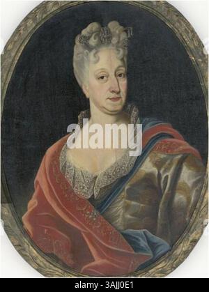 Ce portrait, attribué à un peintre non identifié, représente Christiane Eberhardine de Brandebourg-Bayreuth, reine de Pologne. La peinture à l'huile du XVIIIe siècle capture sa ressemblance royale, mettant en valeur l'élégance et la dignité d'une reine. Banque D'Images