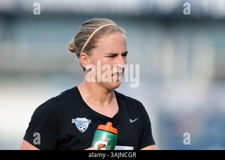 17 juin 2017 - Cary, Caroline du Nord, États-Unis - Cary, Caroline du Nord - samedi 17 juin 2017 : Natasha Dowie avant un match de la saison régulière de la National Women's Soccer League (NWSL) entre le courage de Caroline du Nord et les Boston Breakers au stade Sahlenâ€™s du WakeMed Soccer Park. Le courage a remporté le match 3-1. (Crédit image : © Andy Mead/ISIPhotos via ZUMA Wire) Banque D'Images