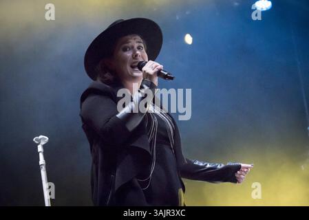 27 mai 2017 - Toronto, Ontario, Canada - la musicienne canadienne SERENA RYDER a donné un concert à guichet fermé au CBC Music Festival, qui a lieu à Echo Beach, à Toronto. En photo : SERENA RYDER (crédit image : © Angel Marchini via ZUMA Wire) Banque D'Images