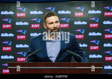 30 juillet 2017 ; Foxborough, ma, États-Unis ; le défenseur des Patriots de la Nouvelle-Angleterre Rob Ninkovich annonce sa retraite lors d'une conférence de presse au stade Gillette. Anthony Nesmith/Cal Sport Media(image de crédit : &copy ; Anthony Nesmith/CSM via ZUMA Wire) Banque D'Images