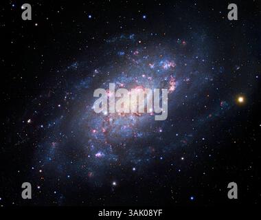 Galaxie spirale NGC 2403, image optique Banque D'Images