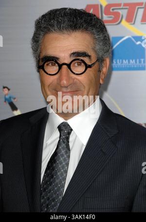 EUGENE LEVY assiste à la première d'Astro BOY à Los Angeles au Grauman's Chinese Theatre à Hollywood, Californie, le 19 octobre 2009. 2009.K62933DL (crédit image : © Dave Longendyke/Globe photos/ZUMAPRESS.com) Banque D'Images