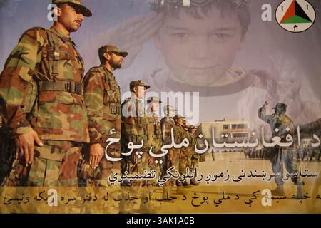 21 septembre 2009 - Tarin Kowt, Uruzgan, Afghanistan - propagande de l'Armée nationale afghane. (Crédit image : © ton Koene/ZUMA Press) Banque D'Images
