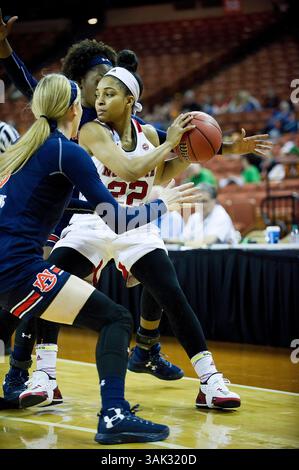 17 mars 2017 : Caroline du Nord Dominique Wilson #22 en action lors du premier match du championnat de basket-ball féminin de la division I de la NCAA contre l'Université Auburn au Frank Erwin Center à Austin, Texas. Mario Cantu/CSM(image de crédit : &copy ; Mario Cantu/CSM via ZUMA Wire) Banque D'Images