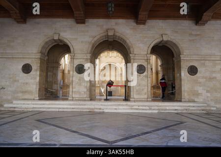 Le bâtiment vénitien Loggia qui abrite actuellement l'Hôtel de ville Banque D'Images