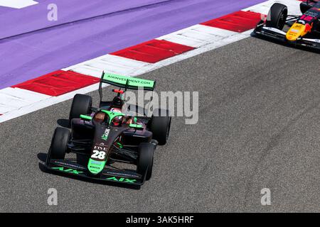28 BEDRIN Nikita (ita), AIX Racing, Dallara F3 2025, action lors de la 2ème manche du Championnat FIA de formule 3 2025 du 11 au 13 avril 2025 sur le circuit International de Bahreïn, à Sakhir, Bahreïn - photo Eric Alonso / DPPI Banque D'Images