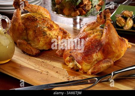28 février 2017 - Chicago, il, États-Unis - poulet rôti avec salade de pain est adapté de la recette du Zuni Cafe. (Crédit image : © Michael Tercha/TNS via ZUMA Wire) Banque D'Images