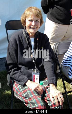 16 mars 2017 - Orlando, Floride, États-Unis - Kathleen Palmer, épouse de feu Arnold Palmer, est assise sur le 10e trou lors de la première manche de l'Arnold Palmer Invitational présentée par MasterCard le 16 mars 2017 au Bay Hill Club & Lodge. (Crédit image : © Debby Wong via ZUMA Wire) Banque D'Images