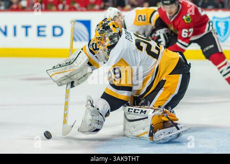 01 mars 2017 : Chicago, Illinois, États-Unis - le gardien de but n°29 Marc-André Fleury en action lors du match de la Ligue nationale de hockey entre les Blackhawks de Chicago et les Penguins de Pittsburgh au United Center à Chicago, il. (Image de crédit : &copy ; Mike Wulf/CSM via ZUMA Wire) Banque D'Images