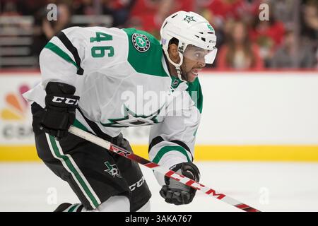 06 novembre 2016 : Chicago, Illinois, États-Unis - Star #46 Gemel Smith en action lors du match de la Ligue nationale de hockey entre les Blackhawks de Chicago et les Stars de Dallas au United Center à Chicago, il. (Image de crédit : &copy ; Mike Wulf/CSM via ZUMA Wire) Banque D'Images