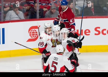 19 mars 2017 : les sénateurs d’Ottawa Mike Hoffman (68), Cody ceci (5) et Jean-Gabriel Pageau (44) félicitent Tom Pyatt (10) d’avoir marqué lors du match de la LNH entre les sénateurs d’Ottawa et les Canadiens de Montréal au Centre Bell de Montréal, Québec, Canada. Daniel Lea/CSM(image de crédit : &copy ; Daniel Lea/CSM via ZUMA Wire) Banque D'Images