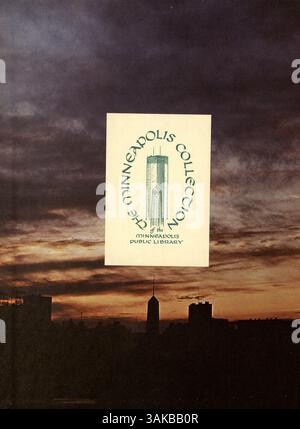 Cet annuaire 1966 'Wahian' de Washburn High School documente les activités de l'école, les clubs, les étudiants, les professeurs, l'athlétisme, et l'histoire afro-américaine pendant l'année scolaire 1965-1966. Banque D'Images