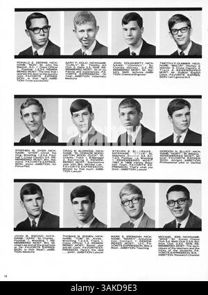 L'annuaire 'Delta' de 1968 à de la salle High offre un aperçu des activités académiques et parascolaires de l'année scolaire 1967-1968 en mettant l'accent sur les contributions afro-américaines et les jalons culturels. Banque D'Images