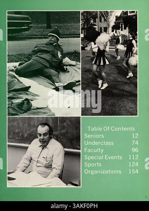 Le Southwest High Yearbook 1975, Wagistanian, documente les étudiants, les professeurs, les clubs, athlétisme, et événements notables de l'année scolaire 1974-1975 mettant en évidence des aspects de l'histoire afro-américaine. Banque D'Images