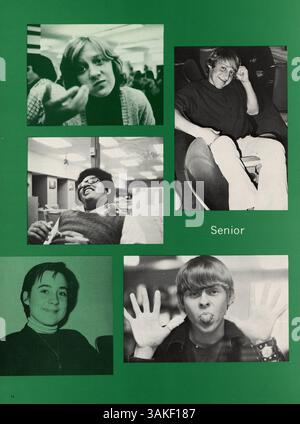 Le Southwest High Yearbook 1975, Wagistanian, documente les événements clés, les étudiants, les professeurs, les clubs, l'athlétisme, et plus encore de l'année scolaire 1974-1975, mettant en lumière à la fois la vie scolaire et l'histoire afro-américaine. Banque D'Images